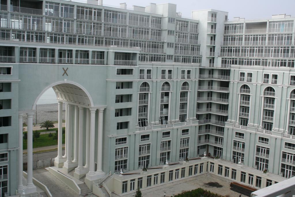 Apartment Miracle Batumi Exterior photo